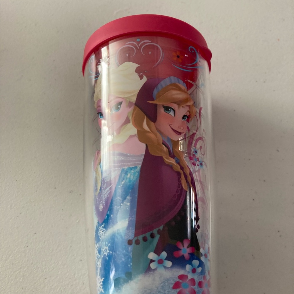 Frozen Themed Tervis Tumbler with Lid Disney 10 oz
